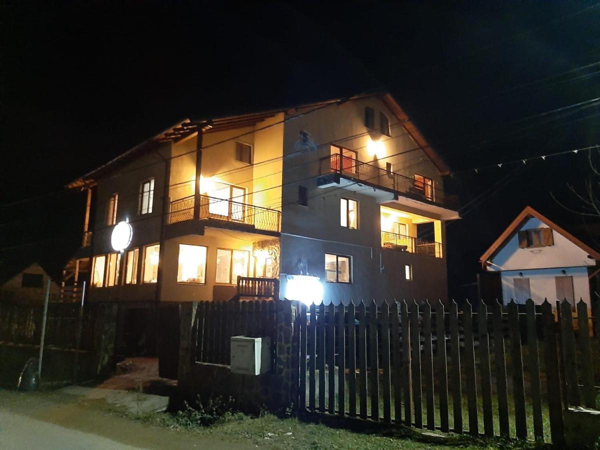 Pensiunea Montan Din Bran,Sat Simon Spa Indoor Bran  Dış mekan fotoğraf