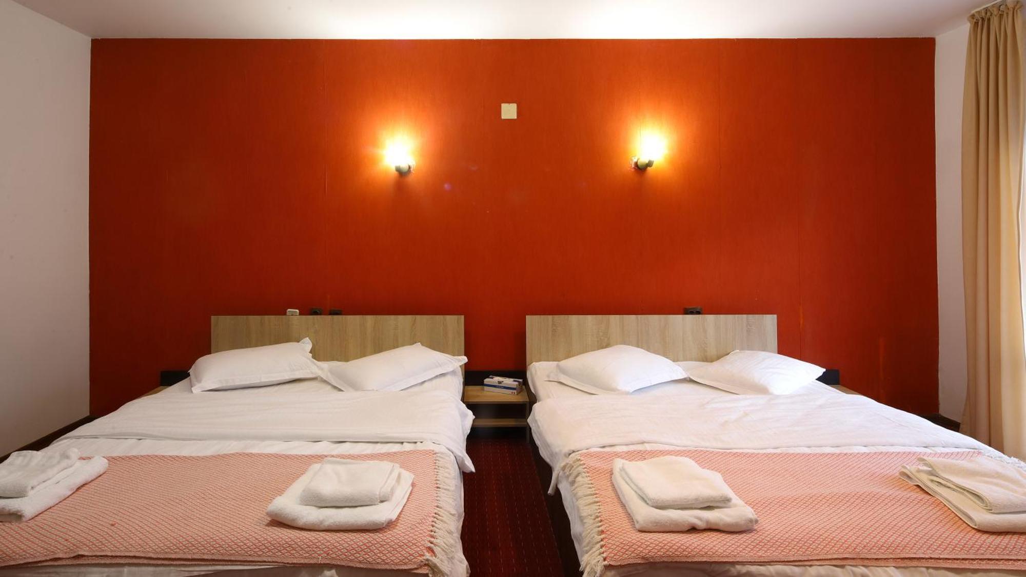 Pensiunea Montan Din Bran,Sat Simon Spa Indoor Bran  Dış mekan fotoğraf